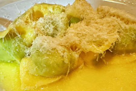  TORTELLONI DE RICOTA Y ESPINACA CON MANTECA DE LIMON