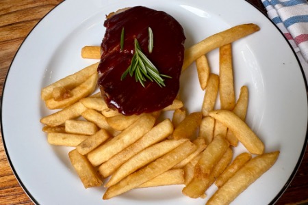  BONDIOLA BARBACOA CON PAPAS