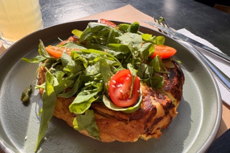  TORTILLA DE PAPAS CON VERDES