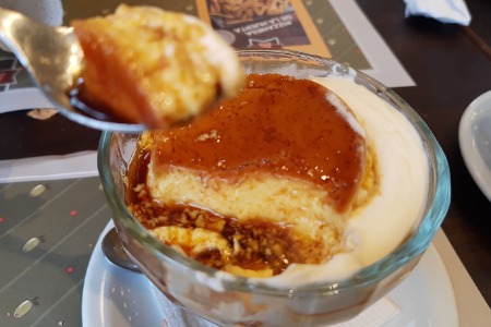  FLAN CON CREMA