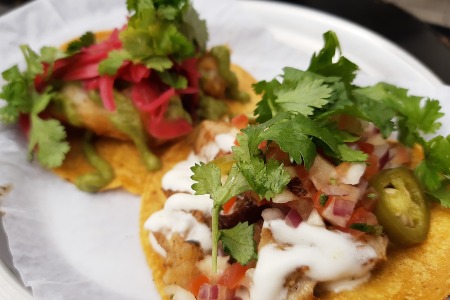  TACOS DE SUADERO Y DE PESCA CAPEADA