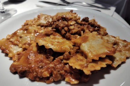  RAVIOLES GENOVESES CON RAGÙ 